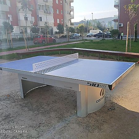 Aga Apartman Podgorica Buitenkant foto