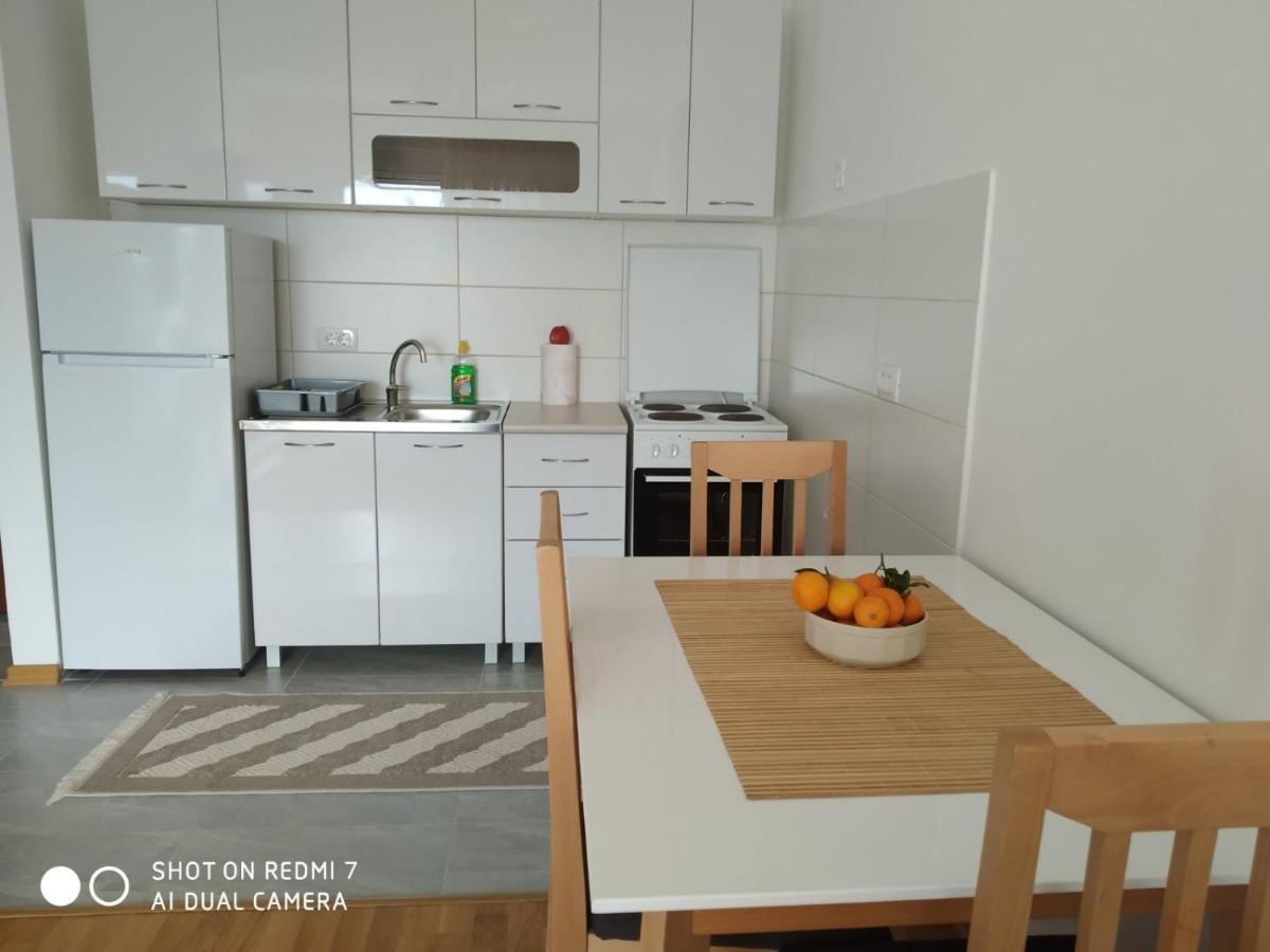 Aga Apartman Podgorica Buitenkant foto